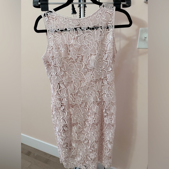 Sunday Dress with lining & padding - Size 8 - Picture 1 of 3